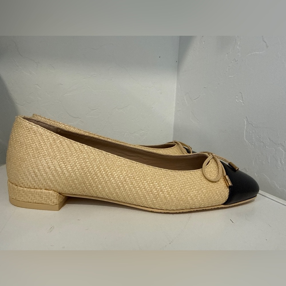 Stuart Weitzman Beige and Black Loafers
